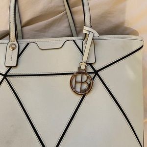 Henri Bender w57th tote